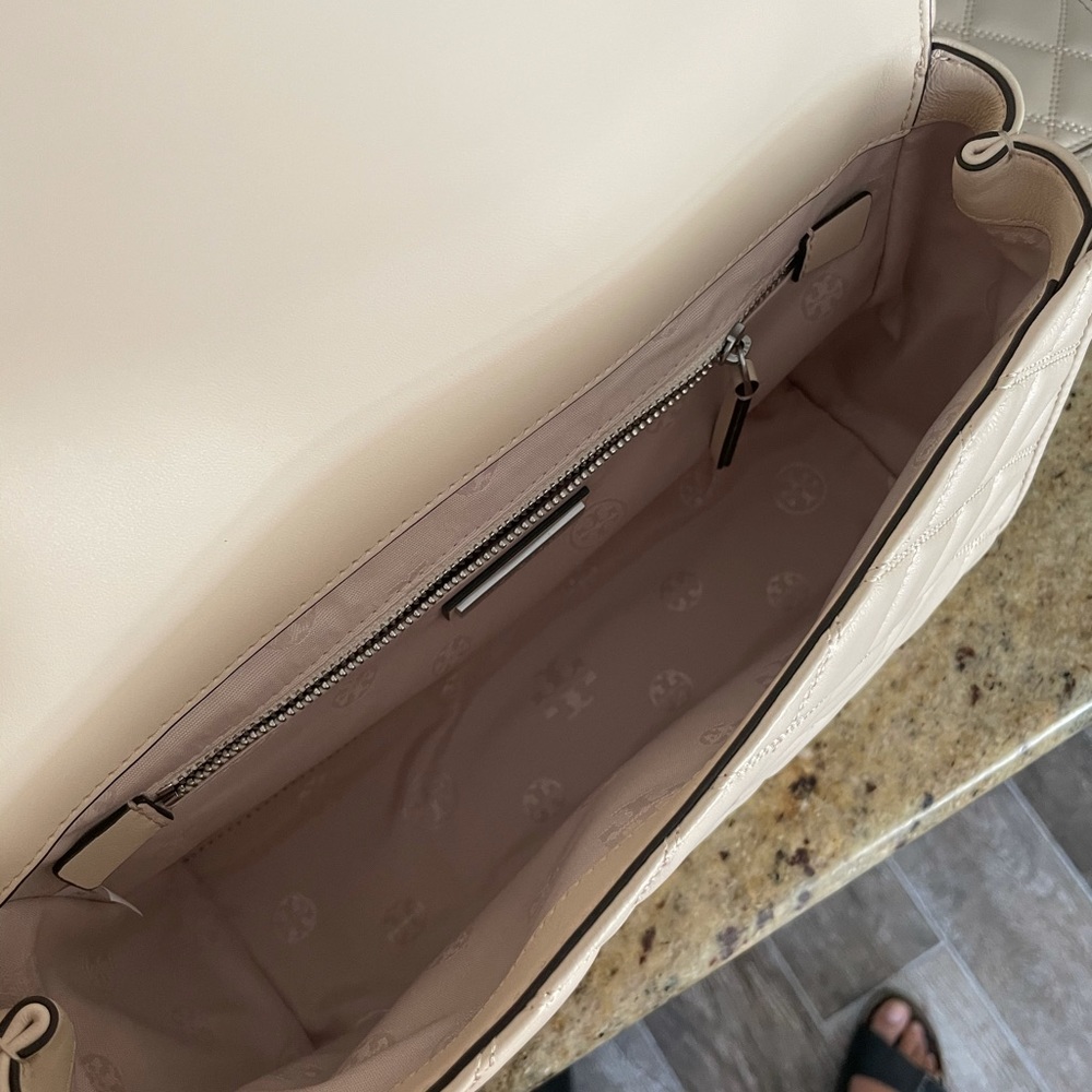 New 💓 Tory Burch bag - Picture 5 of 7